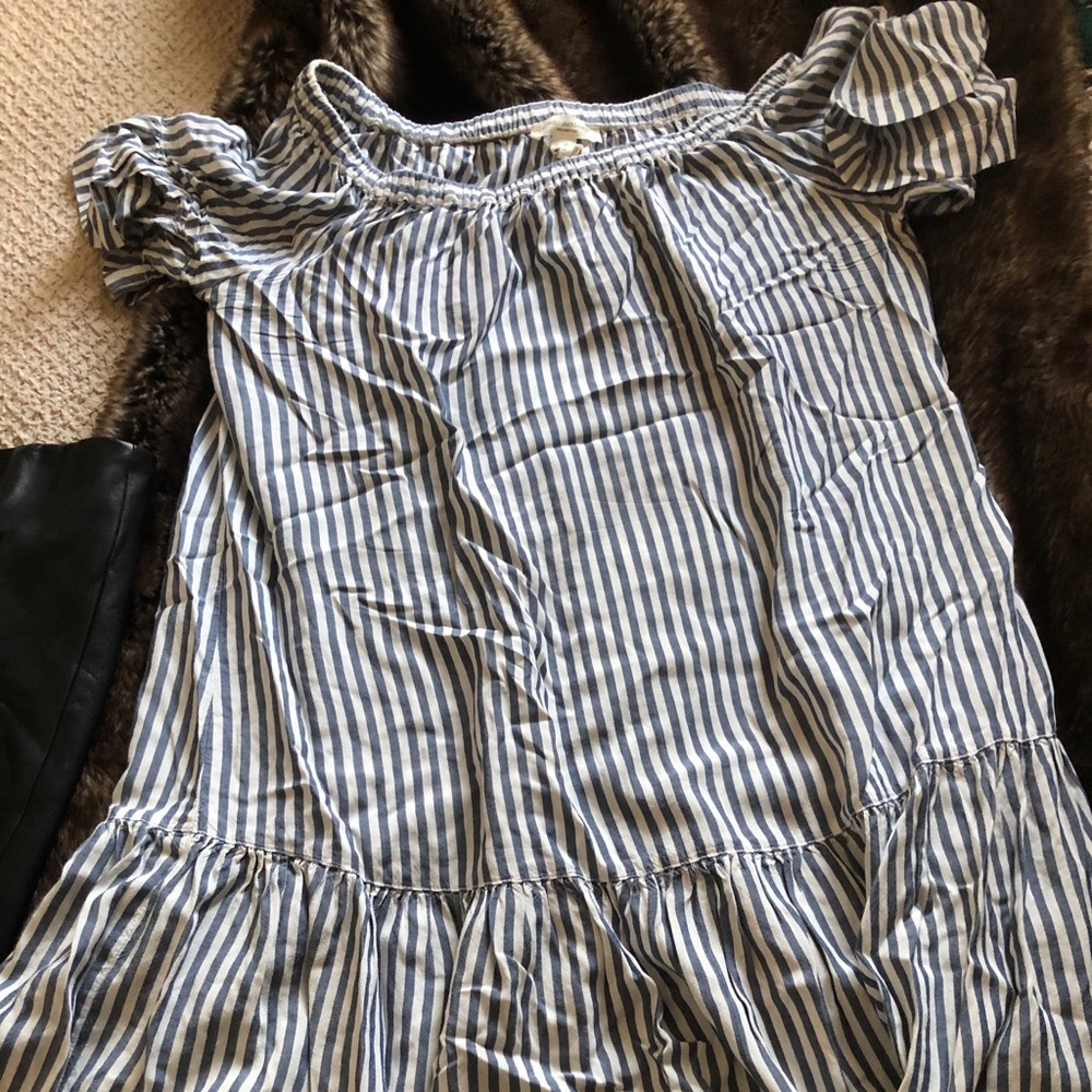 White and blue off the shoulder dress